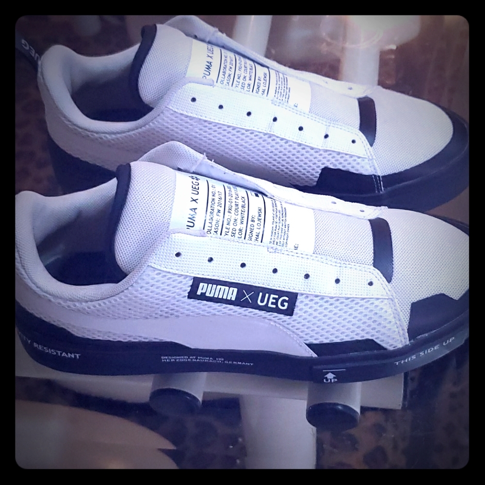Sneakers